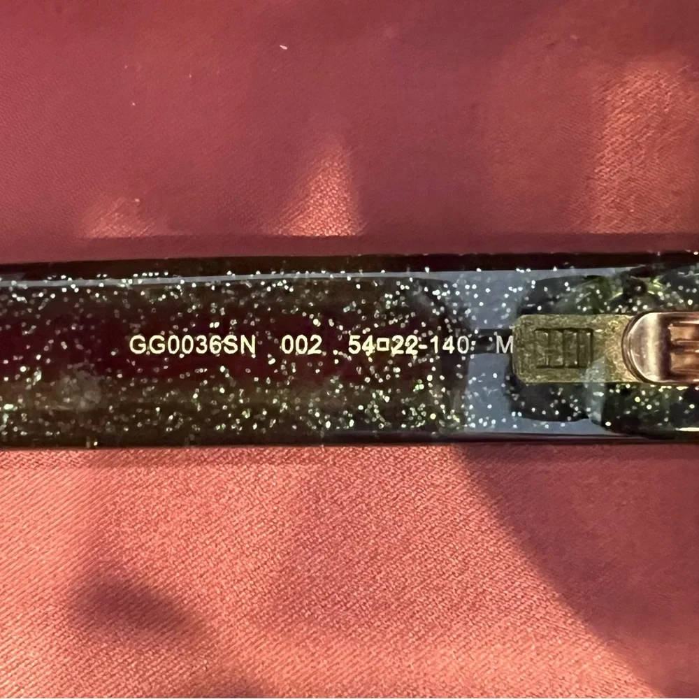 Gucci Black and Green Square Sunglasses - Picture 5 of 7